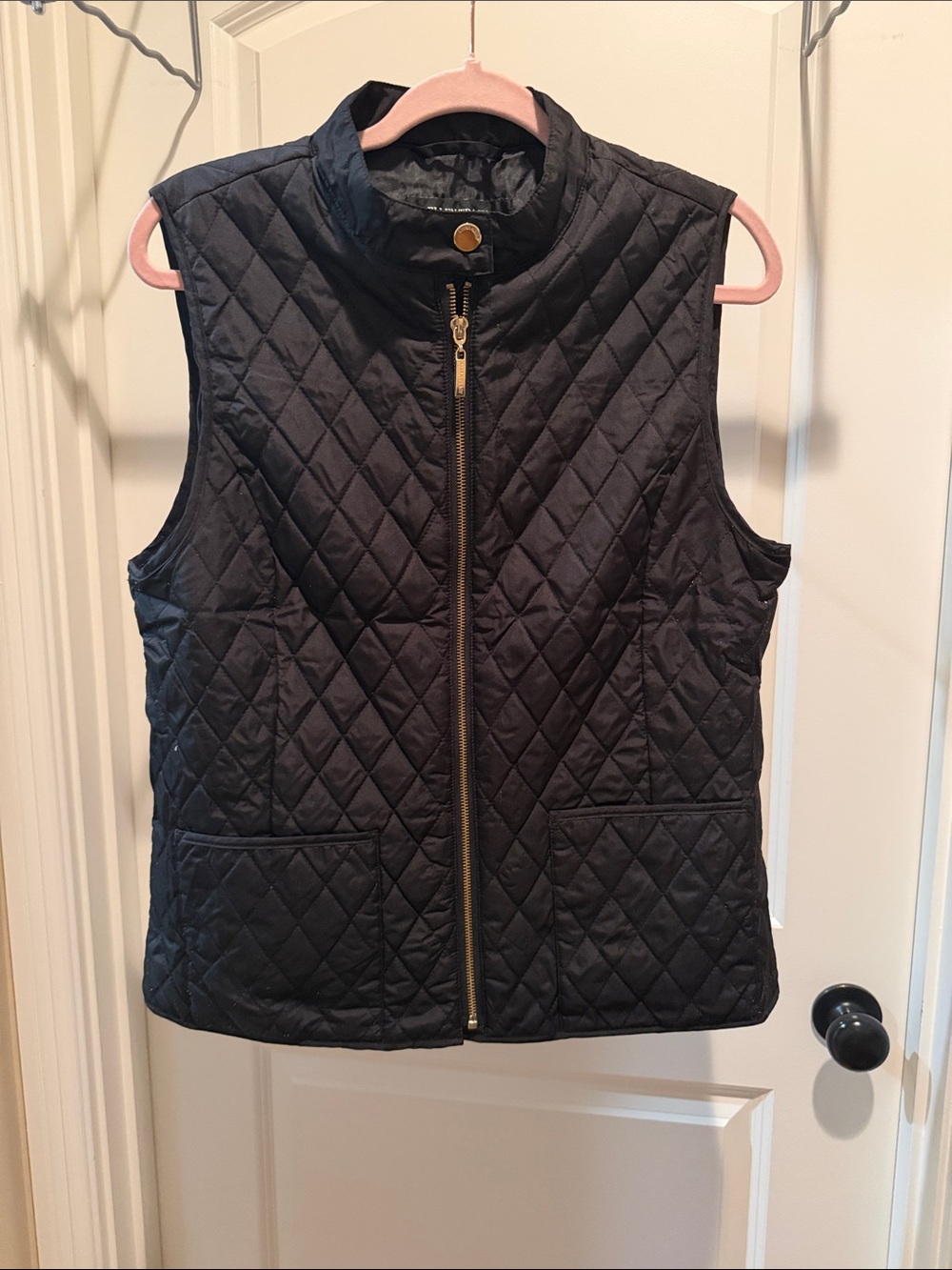Ellen Tracy Quilted Sleeveless Vest in Black